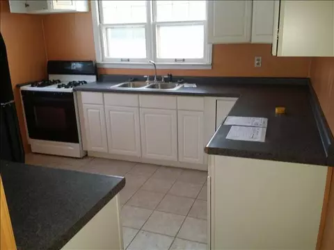 924 E 9th, Monroe, MI 48161 photo 3