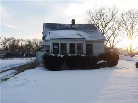 924 E 9th, Monroe, MI 48161 photo 1