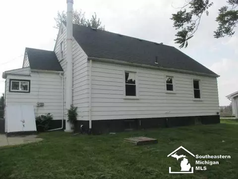 9800 Sumpter, Maybee, MI 48159 photo 2