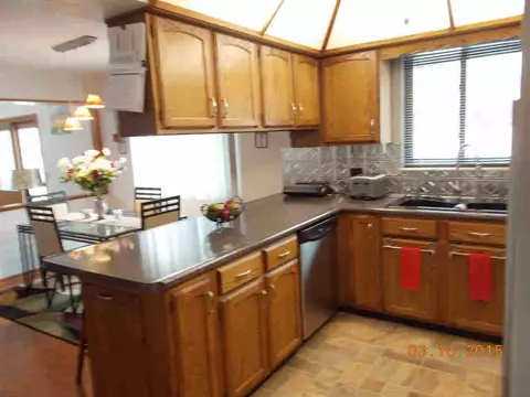 1293 Longfellow, Temperance, MI 48182 photo 8