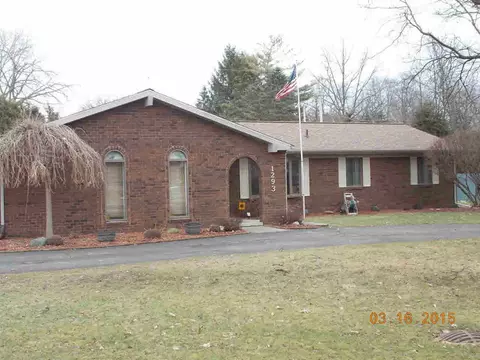 1293 Longfellow, Temperance, MI 48182 photo 1