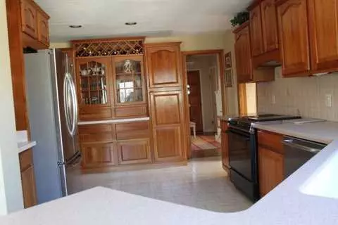 460 Godfroy, Monroe, MI 48162 photo 6