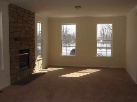 905 Crescent, Monroe, MI 48162 photo 5