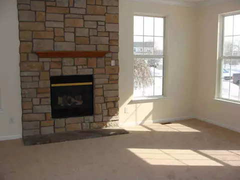 905 Crescent, Monroe, MI 48162 photo 4