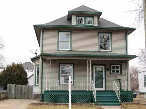 732 Bacon, Monroe, MI 48161 photo 1