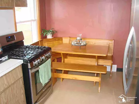3658 N Custer, Monroe, MI 48162 photo 5