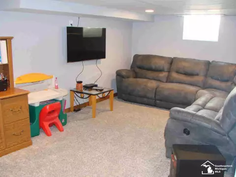 3658 N Custer, Monroe, MI 48162 photo 10