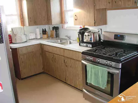 3658 N Custer, Monroe, MI 48162 photo 4