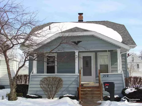 312 Maple, Monroe, MI 48162 photo 1