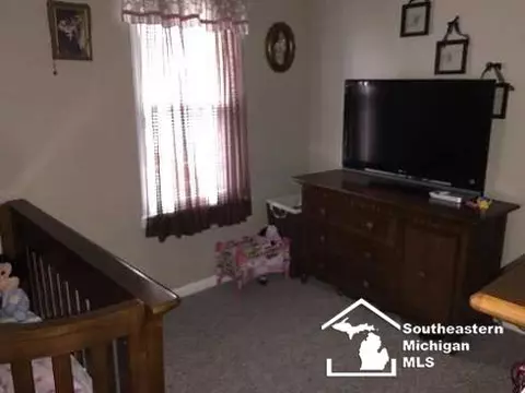 653 Bentley, Monroe, MI 48162 photo 14