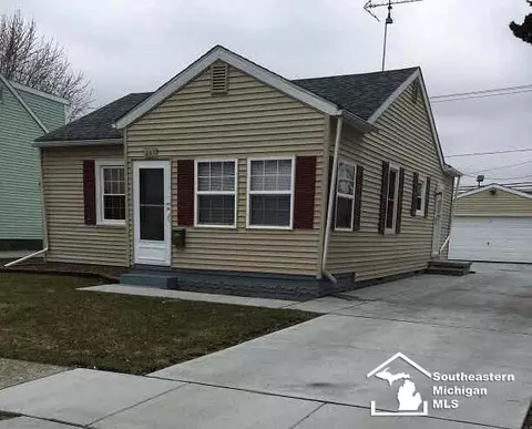 653 Bentley, Monroe, MI 48162 photo 1