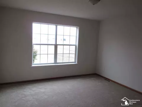 6685 Stadler, Monroe, MI 48162 photo 9