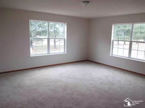 6685 Stadler, Monroe, MI 48162 photo 6