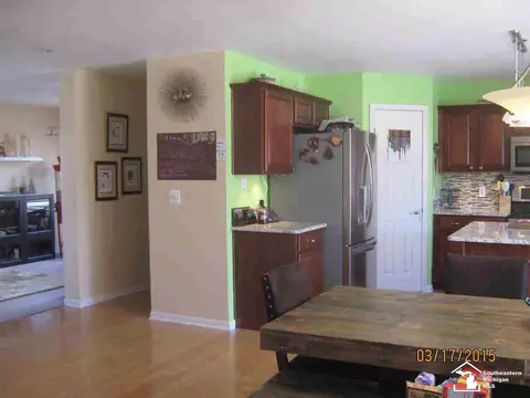 16795 Glasgow, Romulus, MI 48174 photo 9