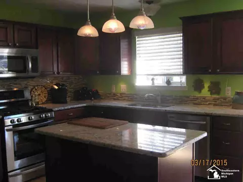 16795 Glasgow, Romulus, MI 48174 photo 13
