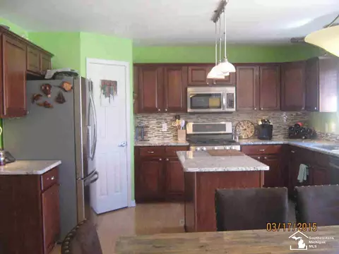 16795 Glasgow, Romulus, MI 48174 photo 10