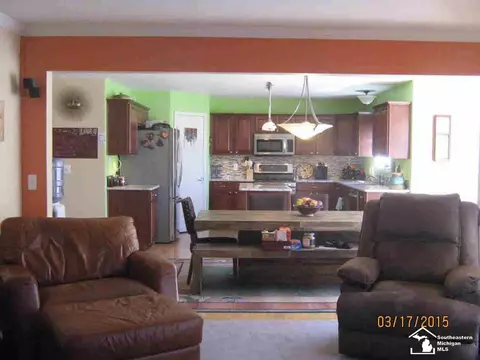 16795 Glasgow, Romulus, MI 48174 photo 6