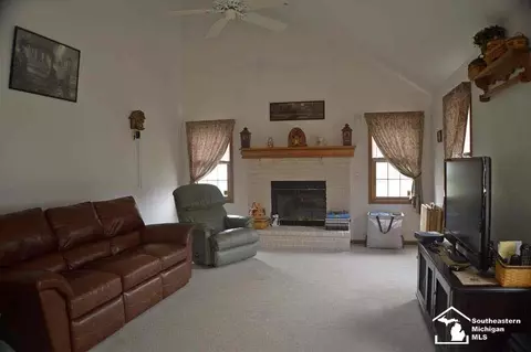 2139 Briar, Temperance, MI 48182 photo 7