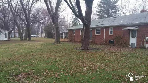 7967 Beachway, Monroe, MI 48161 photo 9
