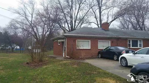 7967 Beachway, Monroe, MI 48161 photo 3