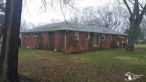 7967 Beachway, Monroe, MI 48161 photo 5