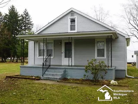 15580 Pine, Monroe, MI 48161 photo 1