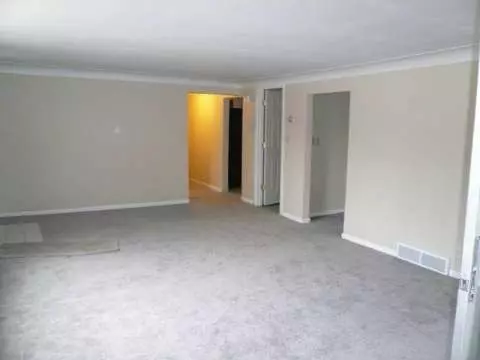 6544 Ann Arbor, Jackson, MI 49201 photo 6