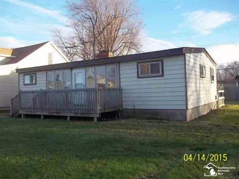 3376 Navarre, Monroe, MI 48162 photo 1