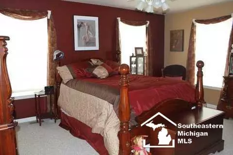 214 Baptiste, Monroe, MI 48162 photo 8
