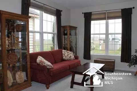 214 Baptiste, Monroe, MI 48162 photo 4
