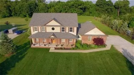 826 Pinecrest, Dexter, MI 48130 photo 2
