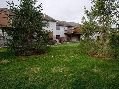 523 Sycamore Cir, Saline, MI 48176 photo 35