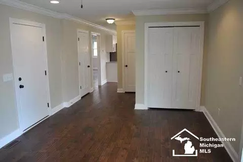 275 Armitage, Monroe, MI 48162 photo 7