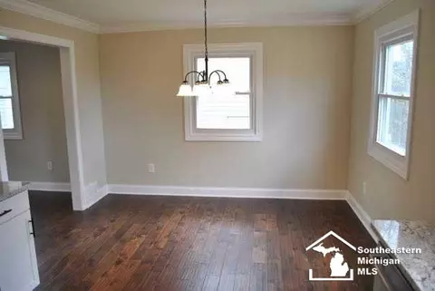 275 Armitage, Monroe, MI 48162 photo 5
