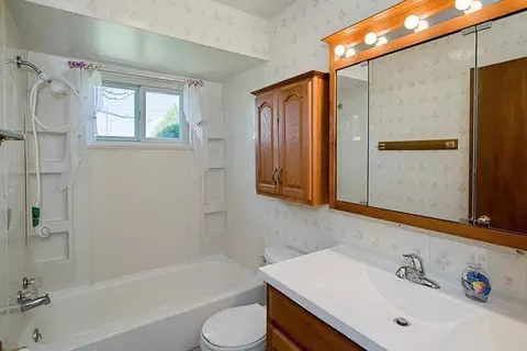 145 Tower, Saline, MI 48176 photo 17