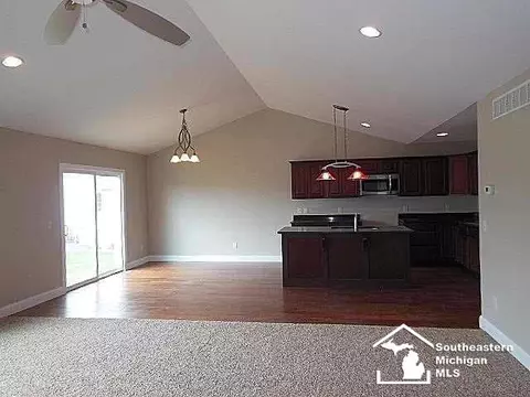 646 Webber, Temperance, MI 48182 photo 8