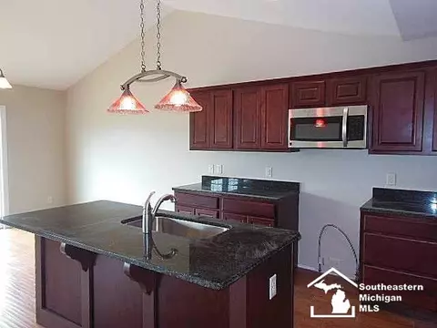646 Webber, Temperance, MI 48182 photo 11