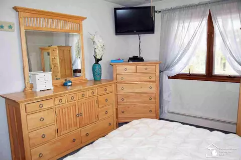 10200 Crabb, Temperance, MI 48182 photo 15