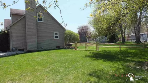 7381 Silo, Temperance, MI 48182 photo 3