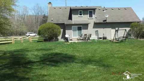 7381 Silo, Temperance, MI 48182 photo 5