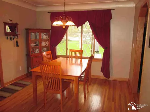 8829 Crabb, Temperance, MI 48182 photo 11