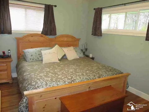 8829 Crabb, Temperance, MI 48182 photo 17