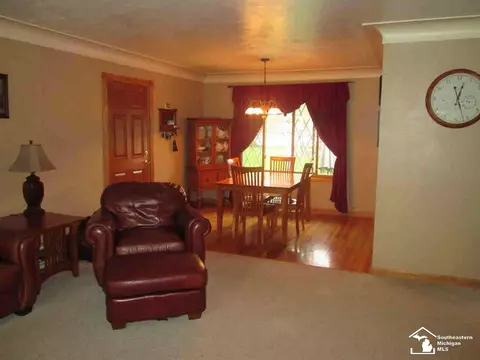 8829 Crabb, Temperance, MI 48182 photo 10