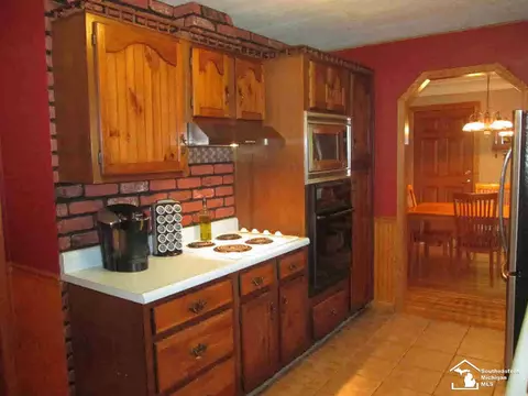 8829 Crabb, Temperance, MI 48182 photo 13