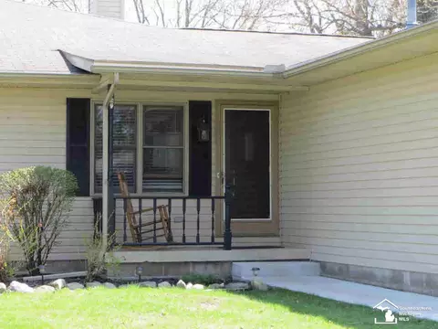 13750 Ohio, Monroe, MI 48161 photo 2