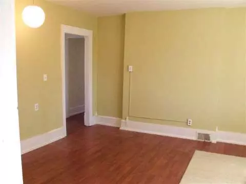912 First, Jackson, MI 49203 photo 4
