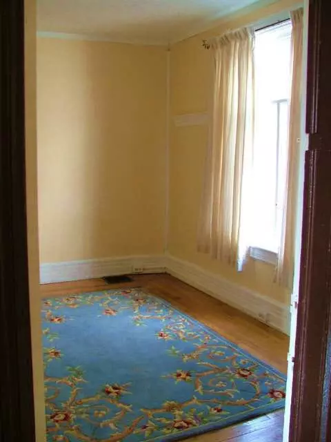 912 First, Jackson, MI 49203 photo 3