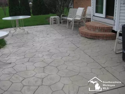 232 Golfview, Monroe, MI 48162 photo 6
