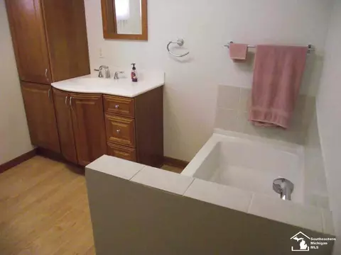 1450 W Samaria, Temperance, MI 48182 photo 11