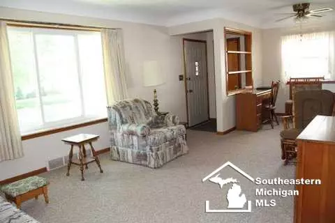 1858 Huron, Monroe, MI 48161 photo 3